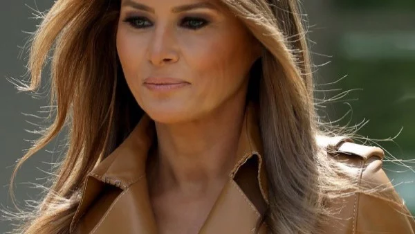 Мелания Тръмп се издъни с избора си на тоалет (снимки)