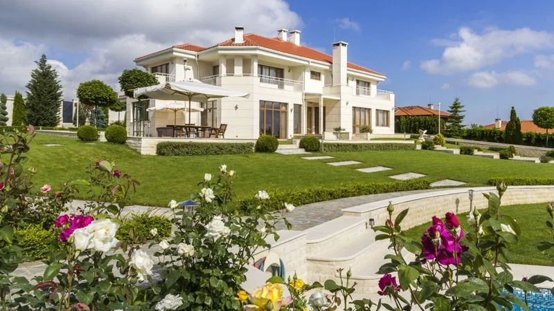 Луксозните имоти в София се продават средно за 2300 евро/кв.м