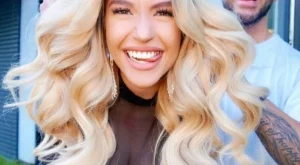 Ето я Тита на изпращането в училище (снимки)