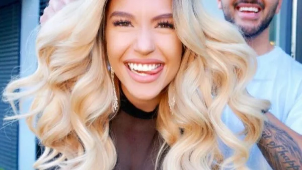 Ето я Тита на изпращането в училище (снимки)