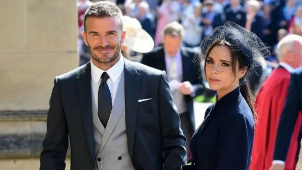 Семейство Бекъм отпразнува 19 години от брака си (снимка)