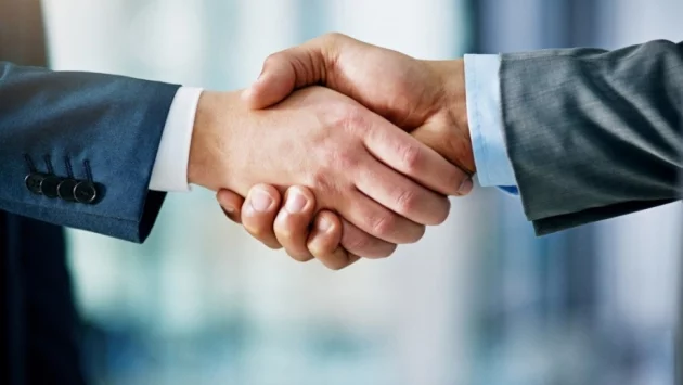 AES и Google сключиха 10-годишен стратегически съюз