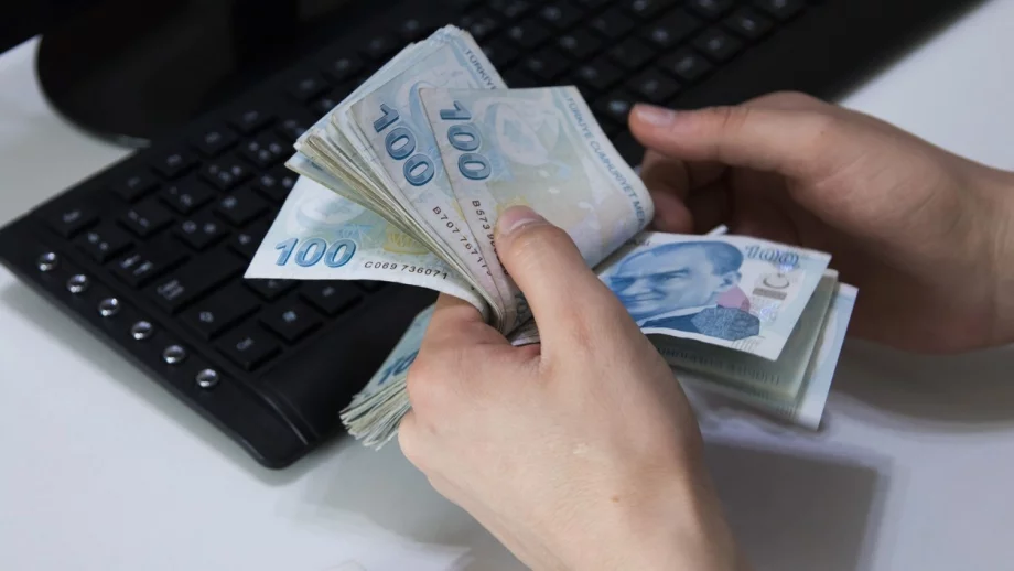 Централната банка на Турция укрепва лирата 
