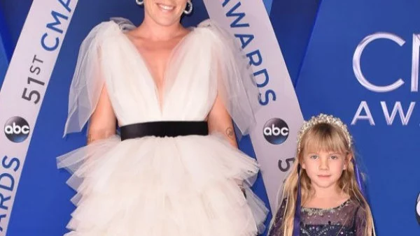 Звезди споделят истината зад ражданията си - 2 част