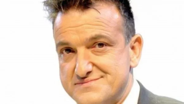 Вижте дъщерята на Зуека като абитуриентка (снимки)