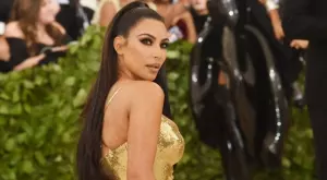 На гости в луксозния частен самолет на Ким Кардашиян (ВИДЕО)