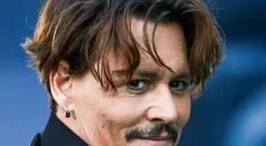 Джопи Деп шокира с вида си. Какво му е? (снимки)