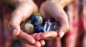 5 вълшебни кристала, които привличат любов и стабилност