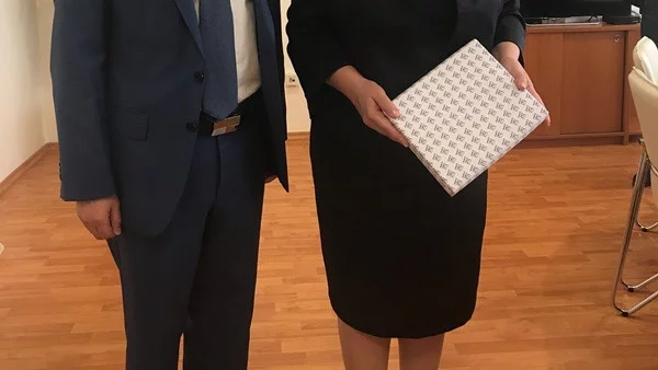 Петкова се срещна с президента на Китайската национална ядрена корпорация