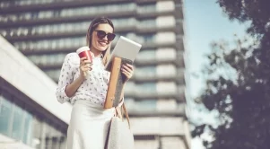 12 вида дрехи, които НЕ трябва да носите на работа през лятото