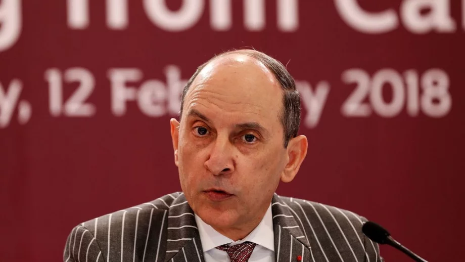 Шефът на Qatar Airways възмути със сексистки коментар, после се извини