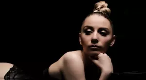 Михаела Маринова е неузнаваема след корекциите (СНИМКИ)