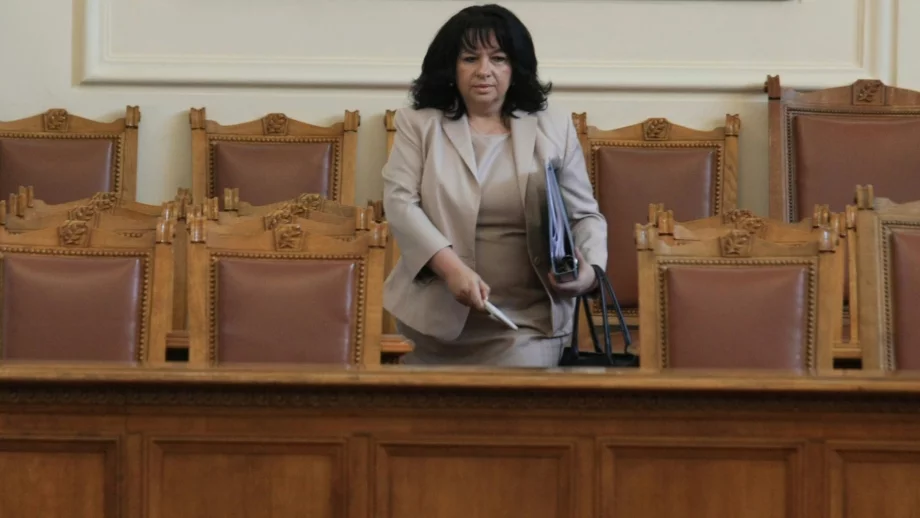 Петкова: Няма недостиг на електроенергия на пазара