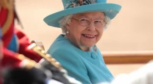 Елизабет II става на 94, ето 12 силни цитата от нея