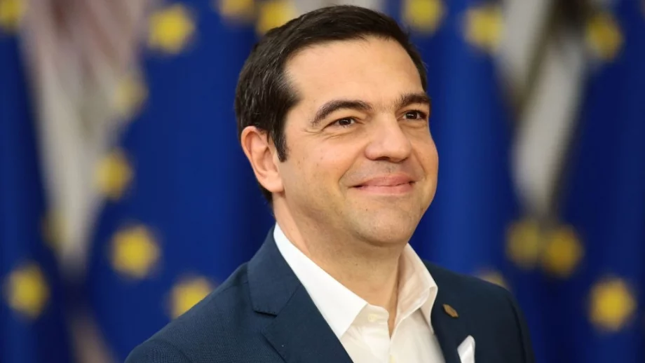 Гърция вдига минималната работна заплата 