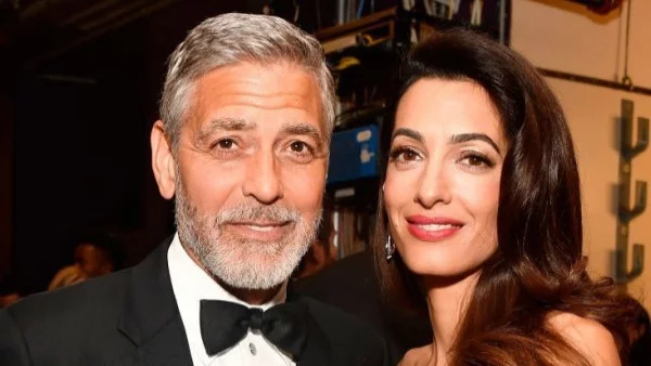 Семейство Клуни дари 100 000 долара на деца мигранти