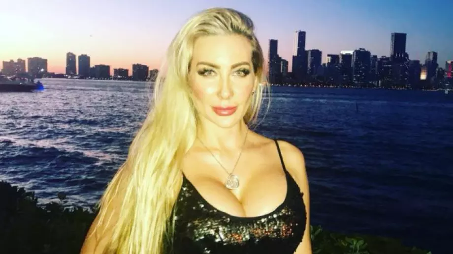 Антония Петрова е неузнаваема – Фотошоп или корекции? (СНИМКИ)