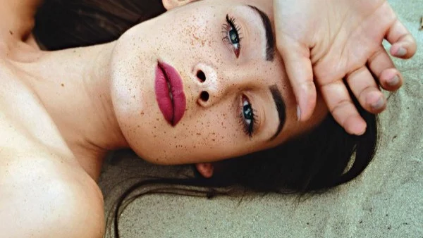 Имам едно лице и много настроения