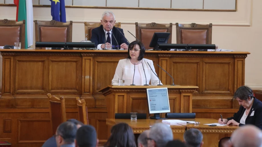 Само час и половина дебат в парламента за вота на недоверие