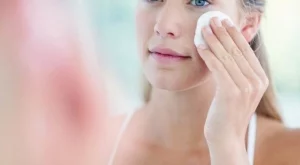 Всичко, което трябва да знаете за мицеларната вода