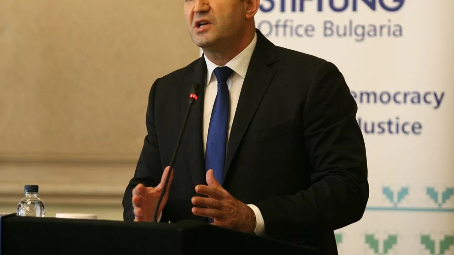 Радев: По време на европредседателството България не погледна по на запад от Западните Балкани