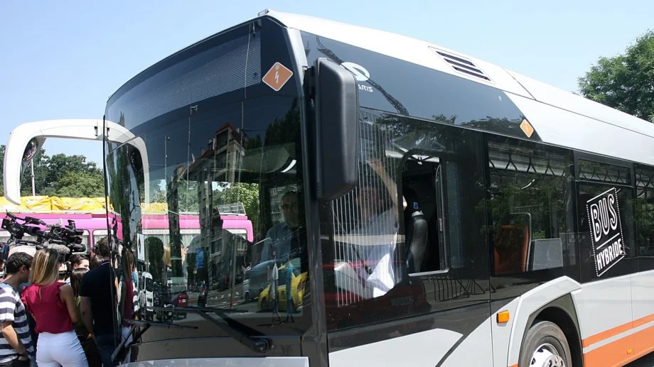 Автобуси на водород тръгнаха в Атина 