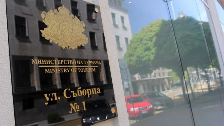 Министерство на туризма проверява туроператори заради смърт на турист