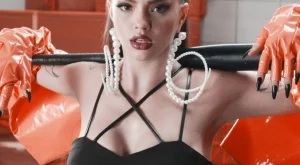 DARA: Една жена трябва да е малко лудичка