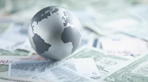 Експерт: Нова глобална рецесия ще настъпи след две години