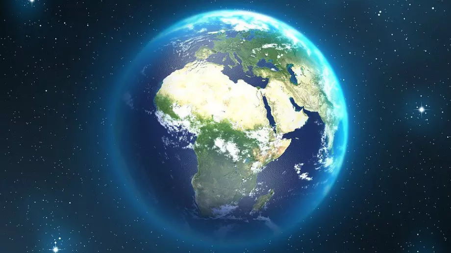 Виц за 14 април 2023: Учител води курс по география за блондинки