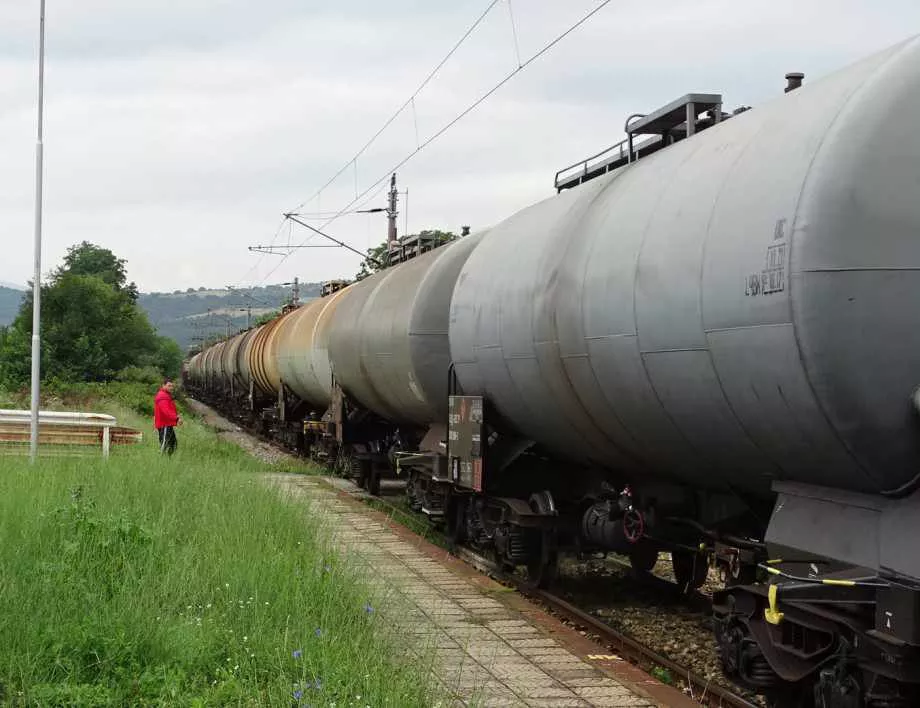 Лумна пожар в товарен влак, пътуващ от Варна за Горна Оряховица