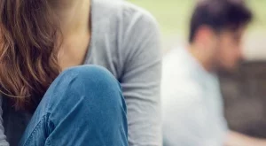 До всяко момиче, губило себе си в токсична връзка