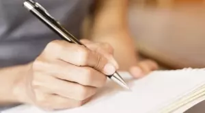 Съдия изпълнител или съдия-изпълнител - ето как се пише правилно