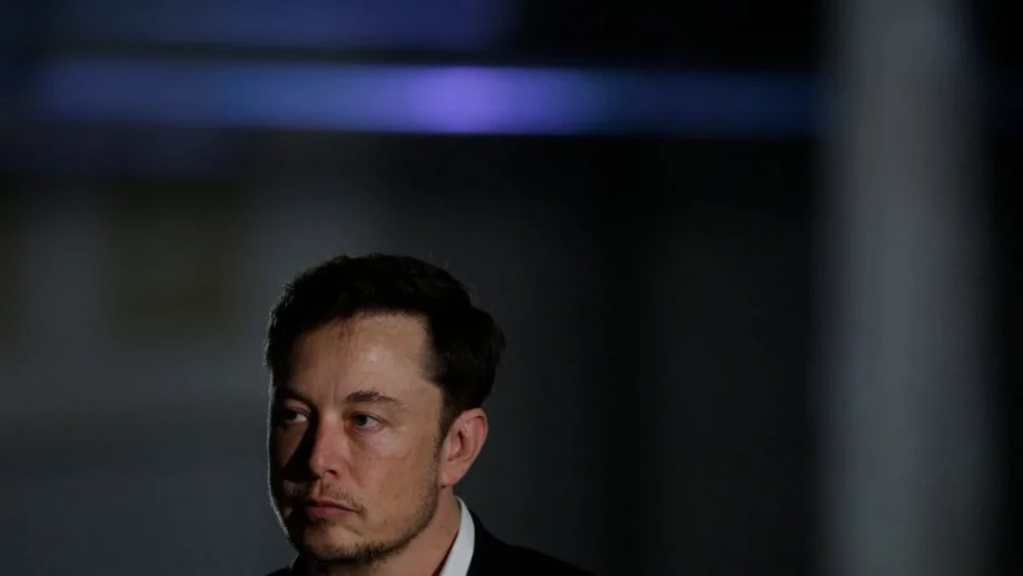 Мъск: Саудитският инвестиционен фонд ще подпомогне Tesla