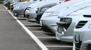 Държавата готви нови правила за паркинги и гаражи