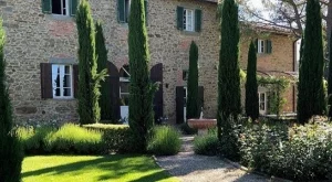 Сега може да живеете "Под небето на Тоскана"