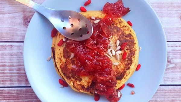 Бананови палачинки с овесени ядки