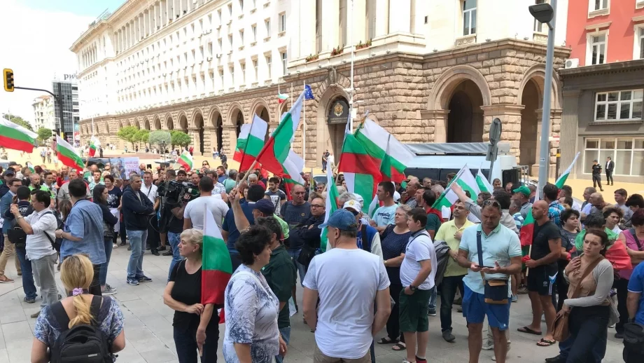 Животновъди поискаха спешно помощта de minimis, иначе щели да протестират