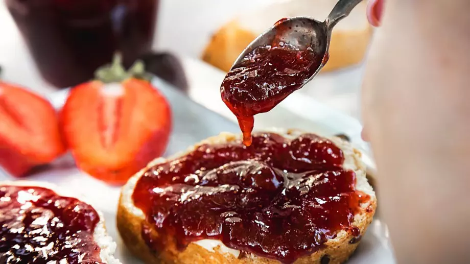 Най-лесната рецепта за ягодово сладко от тефтера на баба