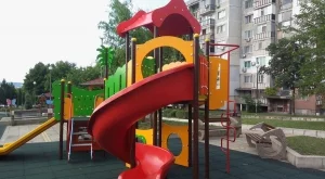 Регионалното министерство иска по-строг контрол за детските площадки
