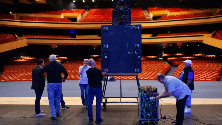 НДК ще подобрява звука в зала 1