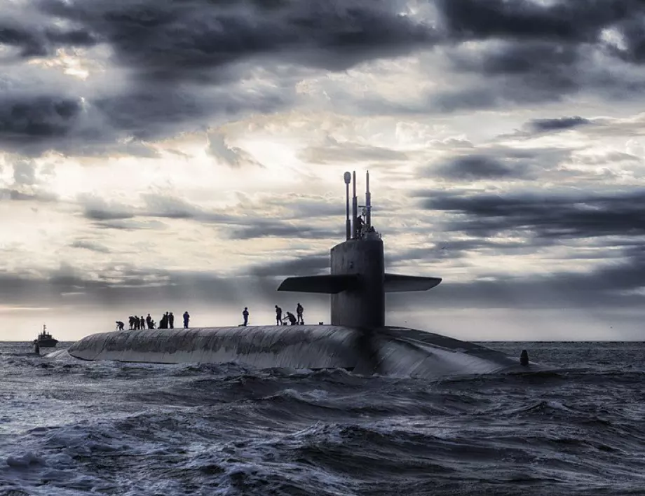 Нова версия: "Курск" се ударила в натовска подводница