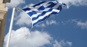 В Гърция искат минималната заплата да стане 751 евро