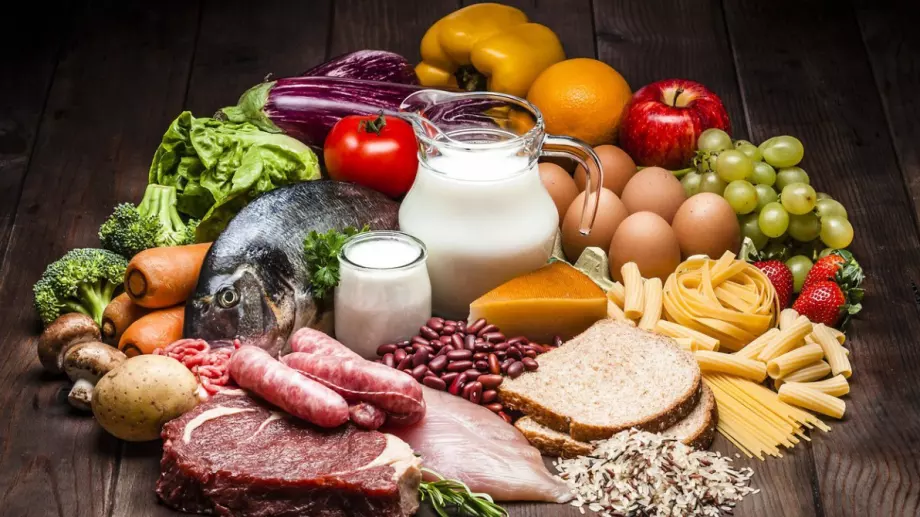 Тези храни и продукти могат да ви докарат хранително отравяне през лятото