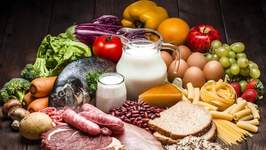 Ниско съдържание на мазнини или на въглехидрати: Кое е по-полезно?