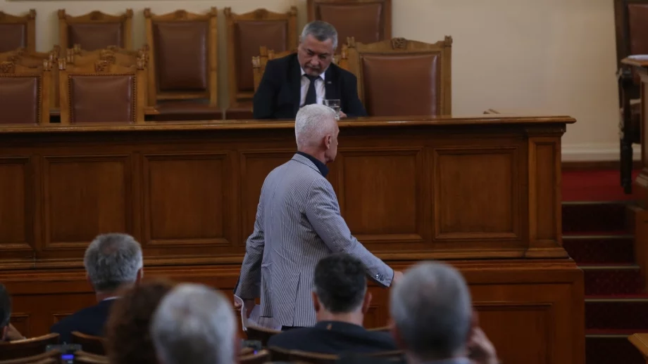 Симеонов към Сидеров: Не съм фюрерът на проверките по морето
