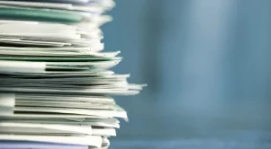 Държавната администрация спира да обменя документи на хартия