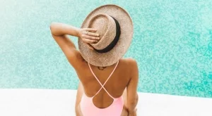 Как да се грижим за сухата кожа през лятото