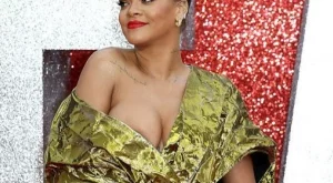 Риана: Харесвам пищните си форми