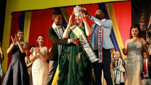 Българка с увреден слух спечели второ място в конкурс за красота